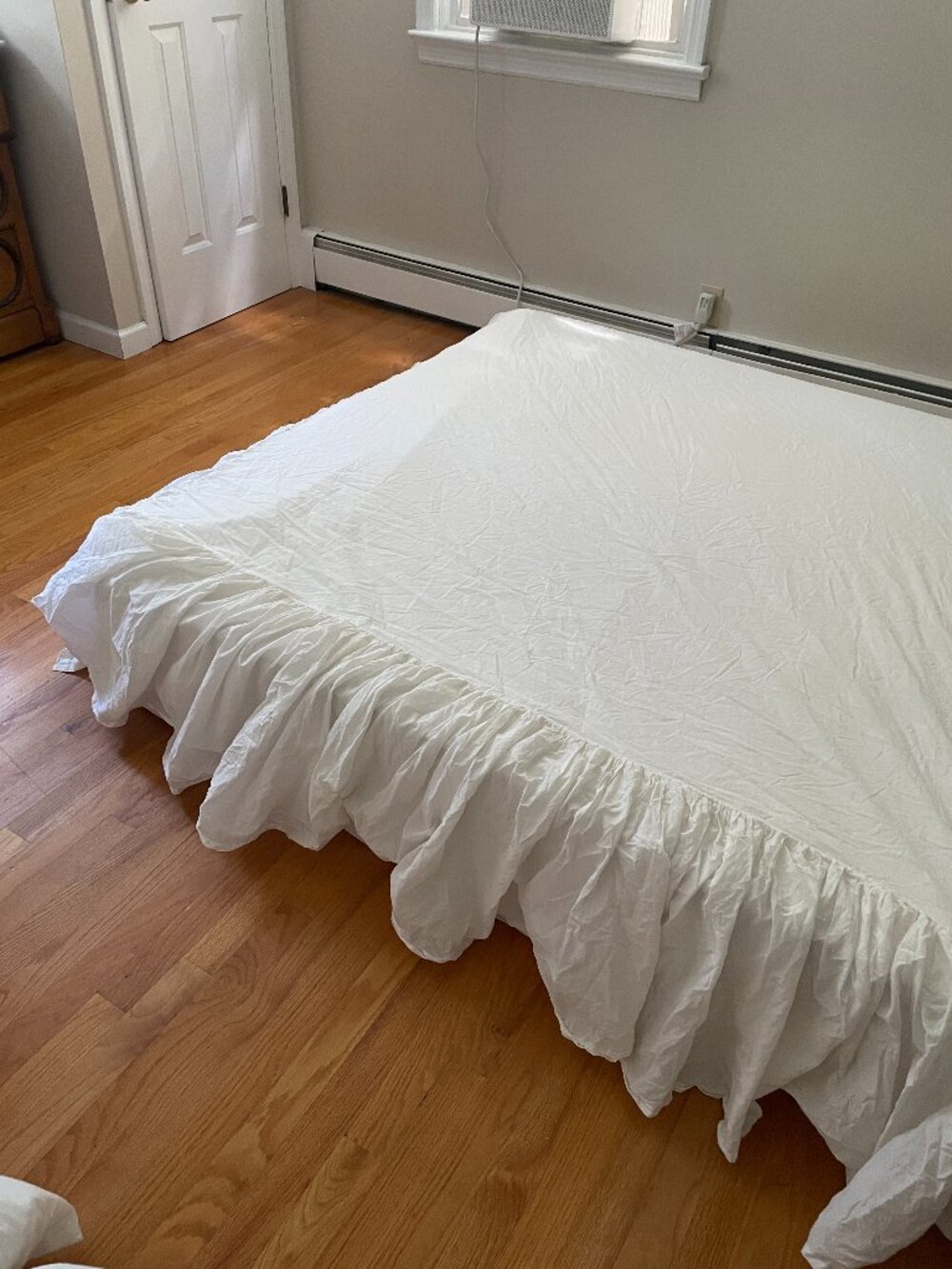 Pottery Barn Queen Cotton Dust Ruffle